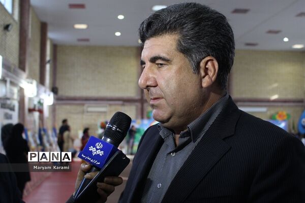 جشنواره آب و زندگی در دبستان معینی بوشهر