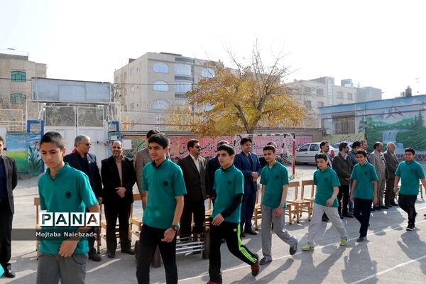 برگزاری افتتاحیه المپیاد ورزشی درون مدرسه‌ای در دبیرستان شهید هاشمی نژاد3 ناحیه 6 مشهد