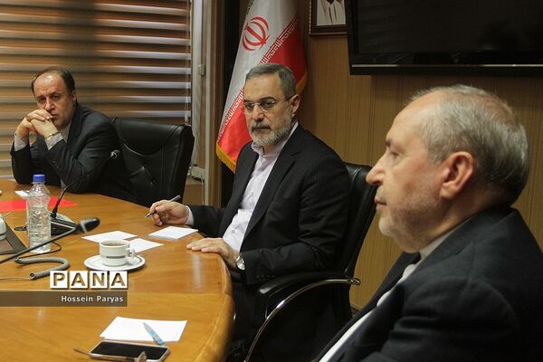 دیدار وزرای اسبق وزارت آموزش و پرورش با سید محمد بطحایی