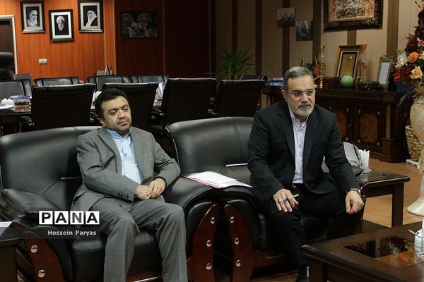 دیدار وزیر آموزش و پرورش با جمعی از نمایندگان مجلس
