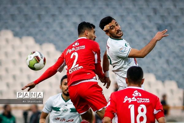 دیدار تیم های پرسپولیس و ذوب آهن