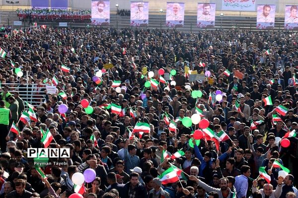 دیدار رئیس جمهوری با مردم استان سمنان در ورزشگاه تختی شاهرود