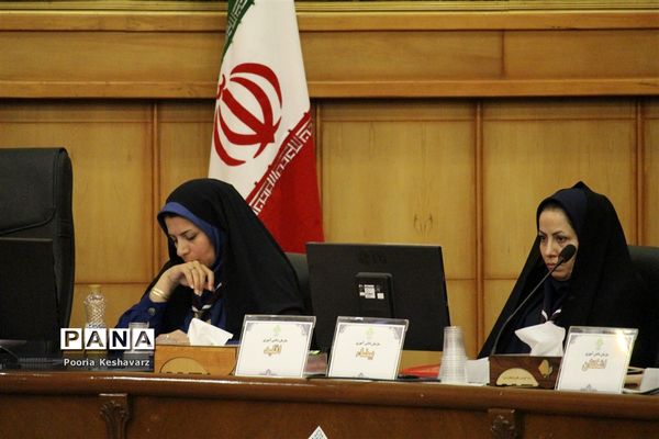 نخستین گردهمایی مسئولان سازمان دانش آموزی استان فارس در سال تحصیلی 97-98