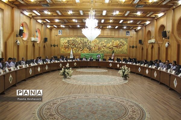 نخستین گردهمایی مسئولان سازمان دانش آموزی استان فارس در سال تحصیلی 97-98