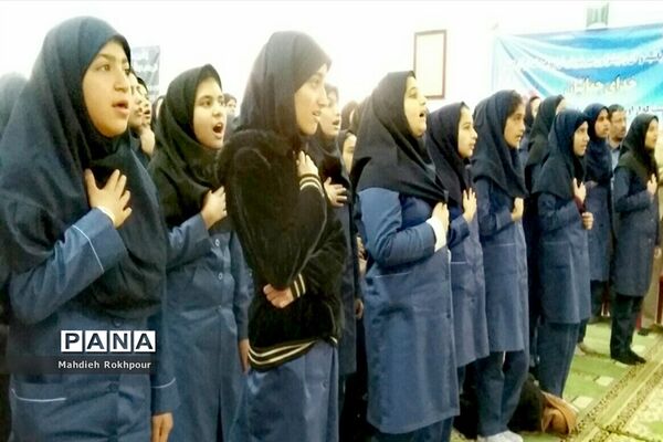 برگزاری جشن روزجهانی خاک در دبیرستان دخترانه فخرالزمان قریب