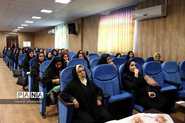 برگزاری دوره آموزشی مربیان  تشکیلات پیشتازان در شهرستان قدس