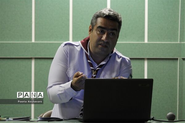 کارگاه‌های آموزشی برای مسئولان سازمان دانش آموزی استان فارس