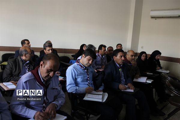 کارگاه‌های آموزشی برای مسئولان سازمان دانش آموزی استان فارس