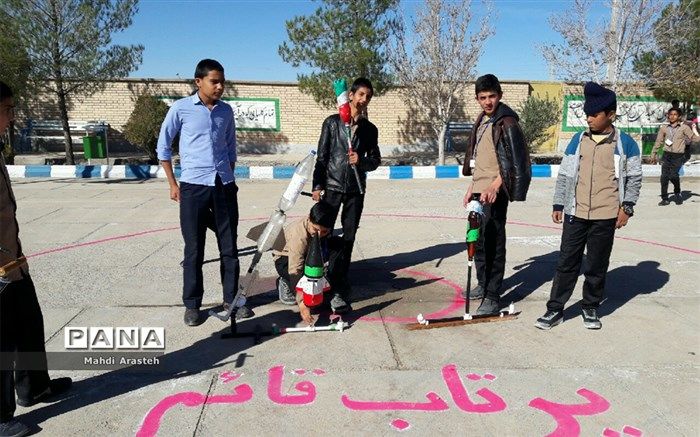 نخستین مسابقات موشک آبی در خوسف