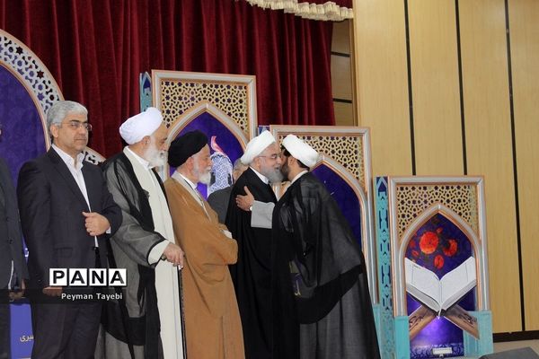 بیست و هفتمین اجلاس سراسری نماز در سمنان