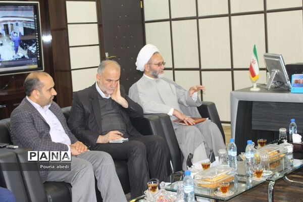 نشست مسئولان موسسه ترویج قرآن با مدیرکل  آموزش و پرورش استان بوشهر