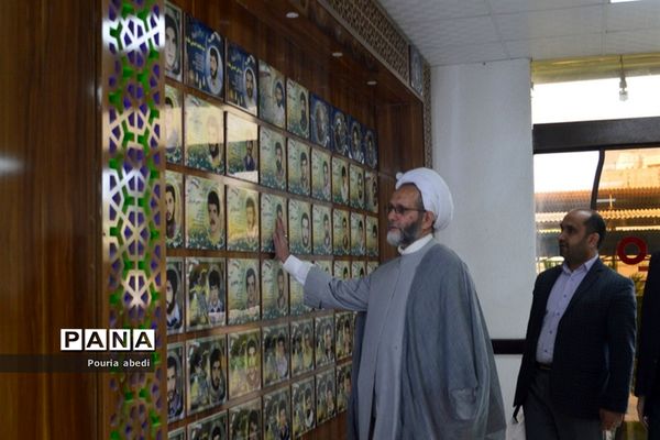 نشست مسئولان موسسه ترویج قرآن با مدیرکل  آموزش و پرورش استان بوشهر