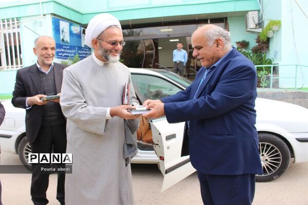 نشست مسئولان موسسه ترویج قرآن با مدیرکل  آموزش و پرورش استان بوشهر
