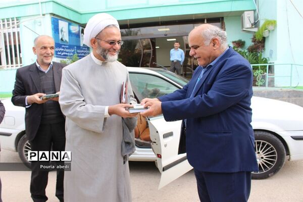 نشست مسئولان موسسه ترویج قرآن با مدیرکل  آموزش و پرورش استان بوشهر