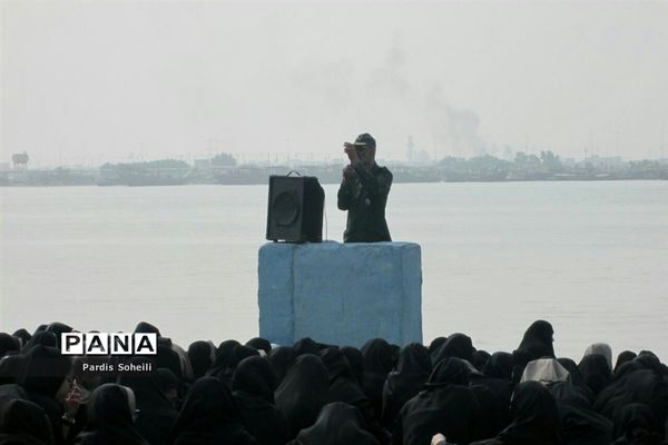 حضور دانش آموزان شهرقدس در مناطق عملیاتی جنوب کشور