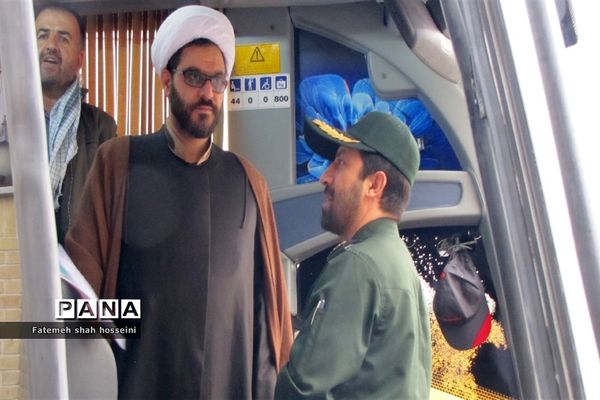 اعزام دانش آموزان دختر شهرستان فیروزکوه به مناطق عملیاتی جنوب کشور