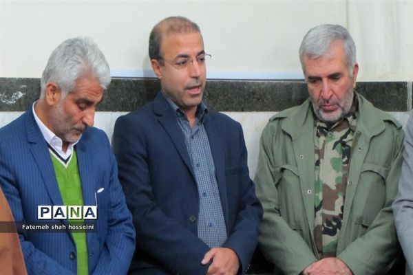 اعزام دانش آموزان دختر شهرستان فیروزکوه به مناطق عملیاتی جنوب کشور