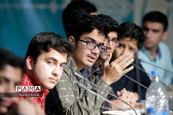 دیدار معاون حقوقی و امور مجلس آموزش و پرورش با اعضای اتحادیه انجمن‌های اسلامی