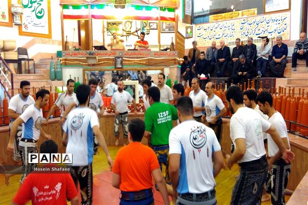 میزبانی پهلوانان مازندران از ورزشکاران بجنوردی