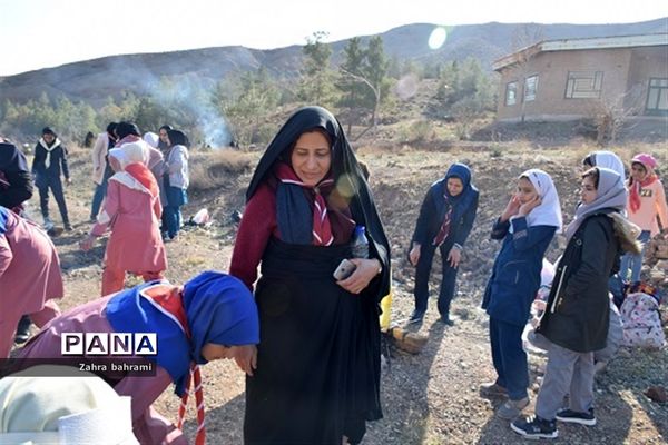 برگزاری اردو و همایش کوه‌پیمایی تشکیلات دانش آموزی پاکدشت