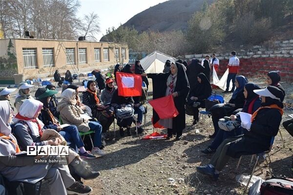 برگزاری اردو و همایش کوه‌پیمایی تشکیلات دانش آموزی پاکدشت
