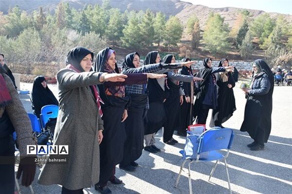 برگزاری اردو و همایش کوه‌پیمایی تشکیلات دانش آموزی پاکدشت
