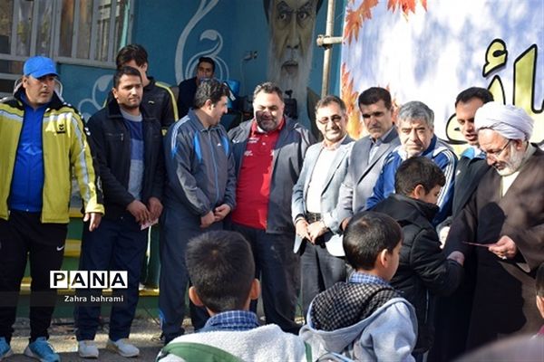 برگزاری اردو و همایش کوه‌پیمایی تشکیلات دانش آموزی پاکدشت