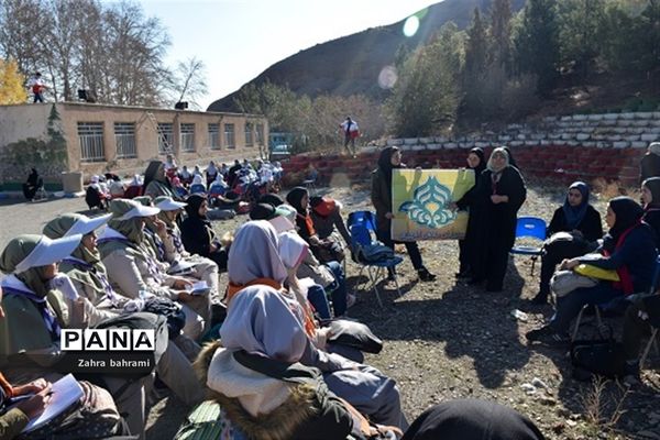 برگزاری اردو و همایش کوه‌پیمایی تشکیلات دانش آموزی پاکدشت