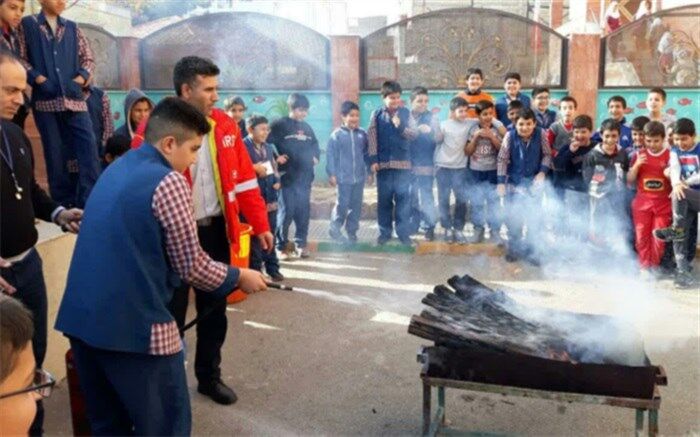 برگزاری کارگاه آموزش ایمنی وآتش نشانی در فشافویه