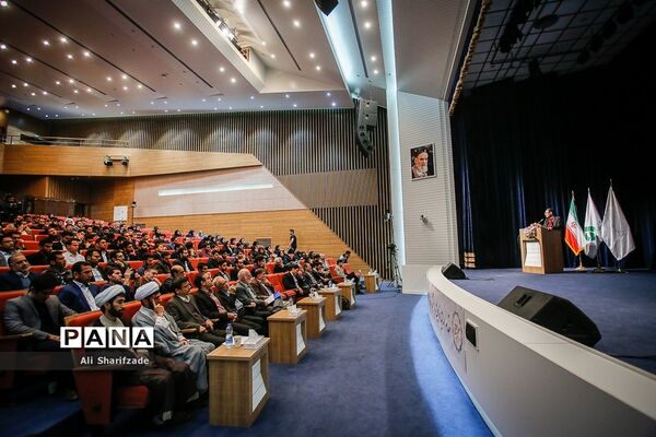 افتتاحیه دوازدهمین کنگره پیشگامان پیشرفت