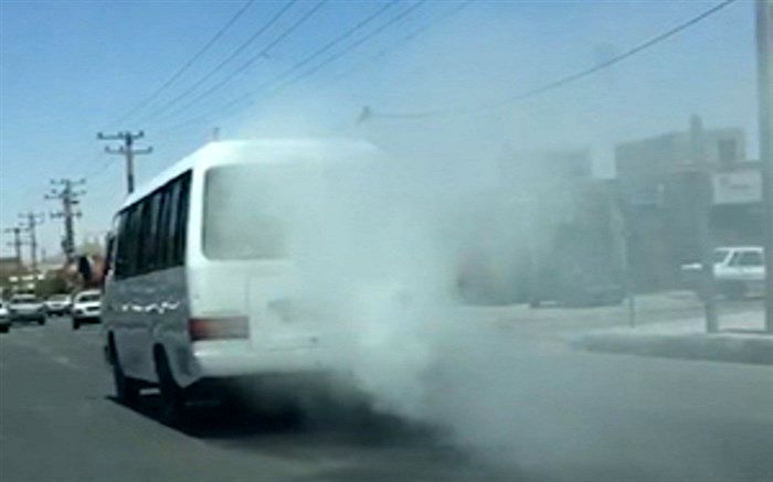 طرح تشدید مقابله با وسایل نقلیه دودزا در مهاباد آغاز شد