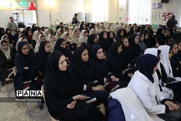 آیین زنگ آغاز هفته پژوهش و فناوری آموزش و پرورش آذربایجان شرقی