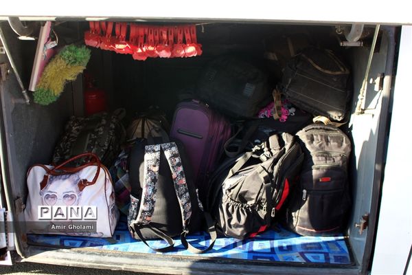 اعزام دانش‌آموزان دختر منطقه چهاردانگه  به مناطق عملیاتی جنوب کشور