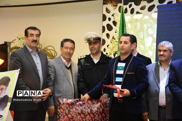 اولین همایش تجلیل از شهروندان قانونمند در ساری