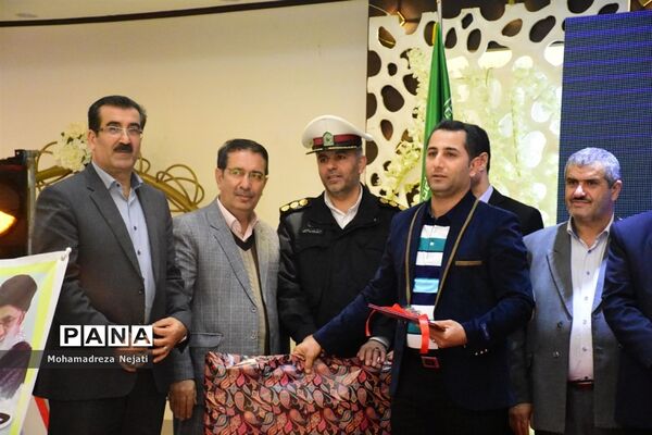 اولین همایش تجلیل از شهروندان قانونمند در ساری