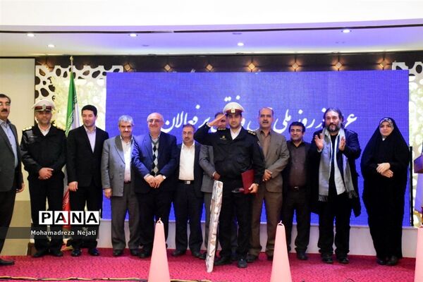 اولین همایش تجلیل از شهروندان قانونمند در ساری