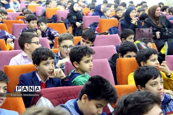 جشن بزرگ یلدا ویژه دانش‌آموزان در ارومیه