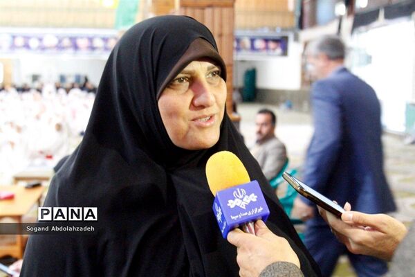 جشن عبادت دانش‌آموزان دختر در ساری