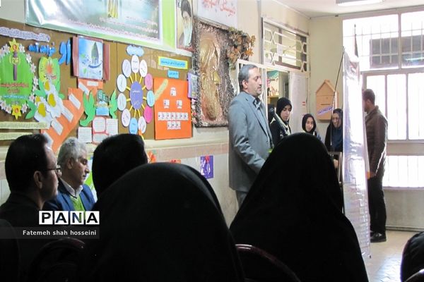 نواخته شدن زنگ هفته پژوهش در شهرستان فیروزکوه