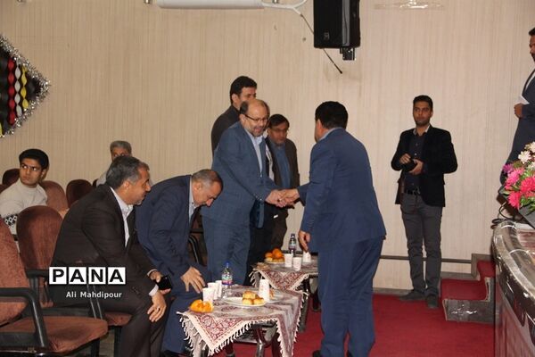 همایش هفته پژوهش در کانون فرهنگی هنری سمیه شهرری