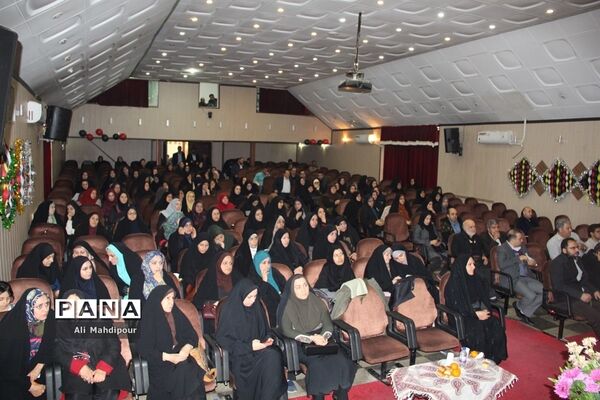 همایش هفته پژوهش در کانون فرهنگی هنری سمیه شهرری