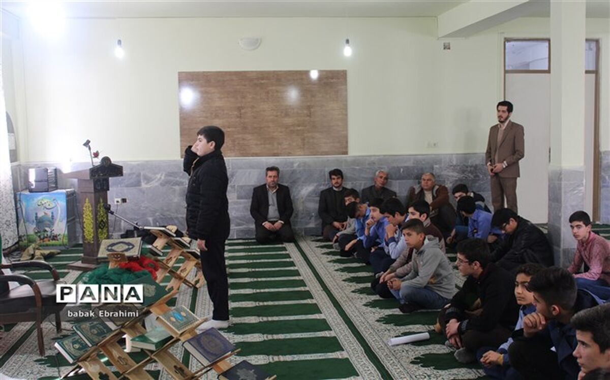 برگزاری مسابقات اذان و قرائت قرآن به مناسبت هفته قرآن وعترت