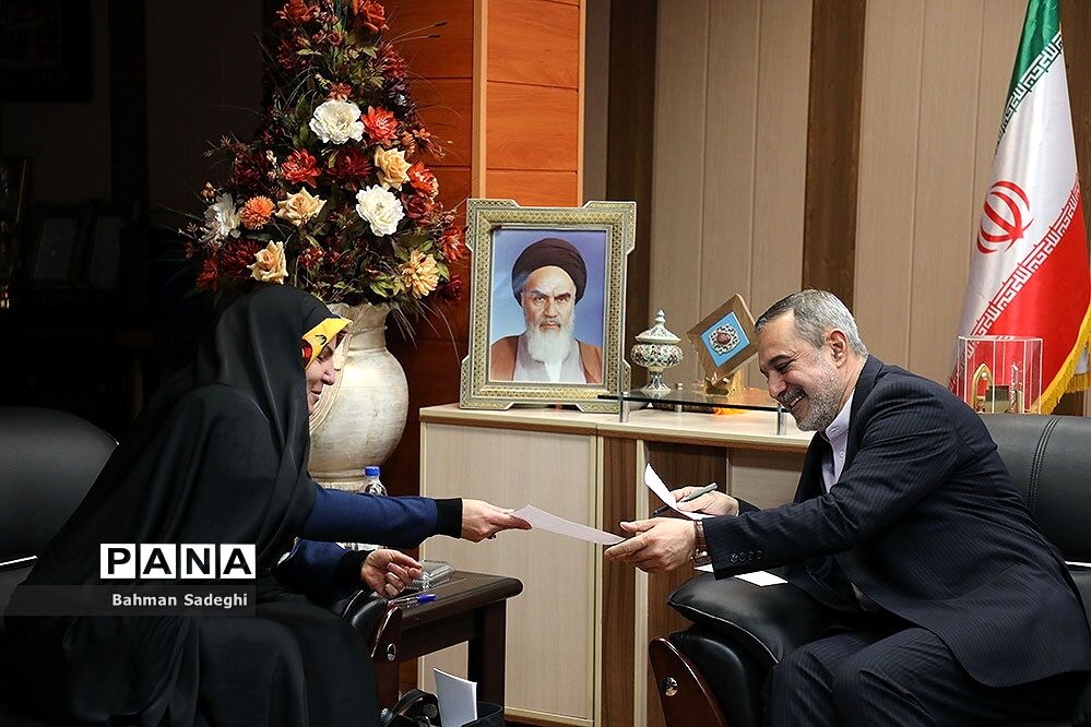 دیدار وزیر آموزش و پرورش با جمعی از نمایندگان مجلس