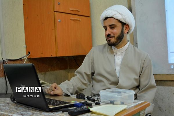 دوره توانمندسازی ترویج فرهنگ نماز ویژه مدیران در مدارس در شهریار