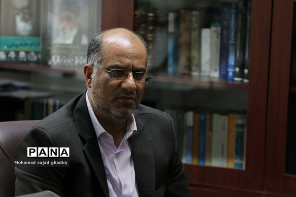 برگزاری سومین جلسه کار گروه خوداتکایی سازمان دانش‌آموزی شهر تهران