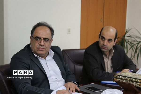 برگزاری سومین جلسه کار گروه خوداتکایی سازمان دانش‌آموزی شهر تهران