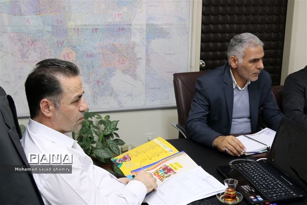 برگزاری سومین جلسه کار گروه خوداتکایی سازمان دانش‌آموزی شهر تهران