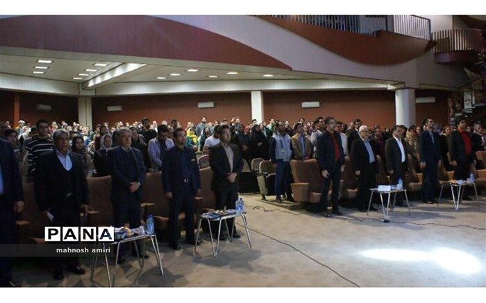 برگزاری همایـش نهـال امیـد ویژه جمـع آوری و  سـاماندهی کودکان کار و خیابانی  در کرمان