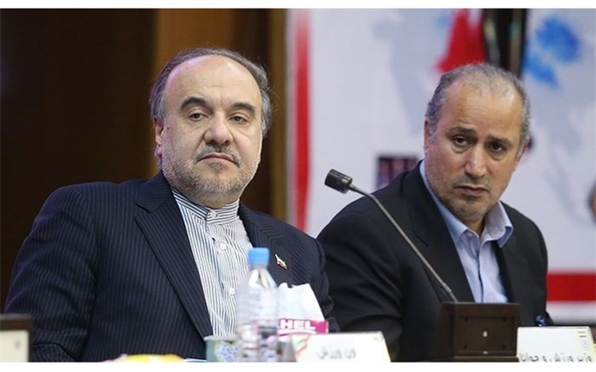 سلطانی‌فر: مهدی تاج مشکلی برای ادامه فعالیت در فدراسیون فوتبال ندارد