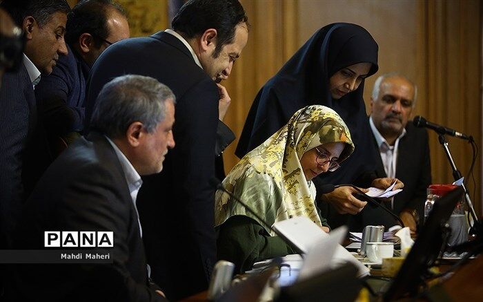 پاسخ شورای شهر تهران به اعتراض فرمانداری درباره لایحه بهای خدمات